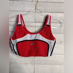Nike Women Swoosh Ultra Breathe City Red Sport Bra Size Medium